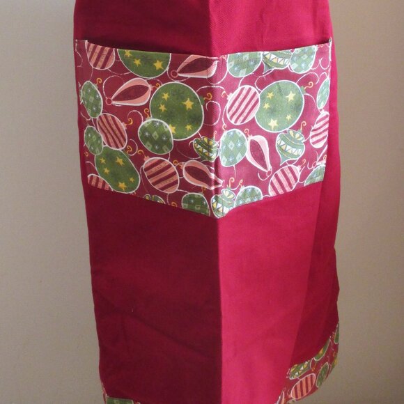 NWOT! Christmas Apron One Size Fits Most, Red w/Ornaments and Naughty or Nice? - Picture 2 of 7